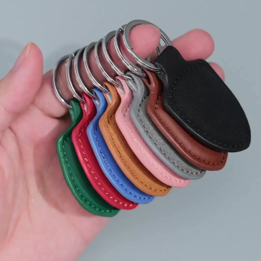 Leather Zinc Alloy Car Keychain Key Ring Decoration Pendant
