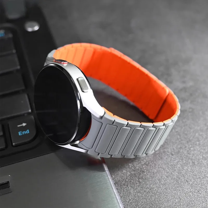 Sleek 20mm Silicone Magnetic Watch Band - No Gap Design
