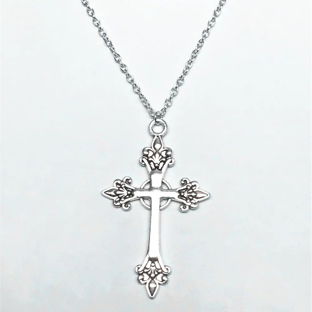 

Ожерелье с подвеской в виде цветка медведя и сердца в стиле ретро