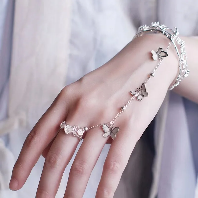 925 Sterling Silver Antique Bell Ring Bracelet Chinese Style Butterfly Style Fairy Bracelet Ladies Elegant Jewelry