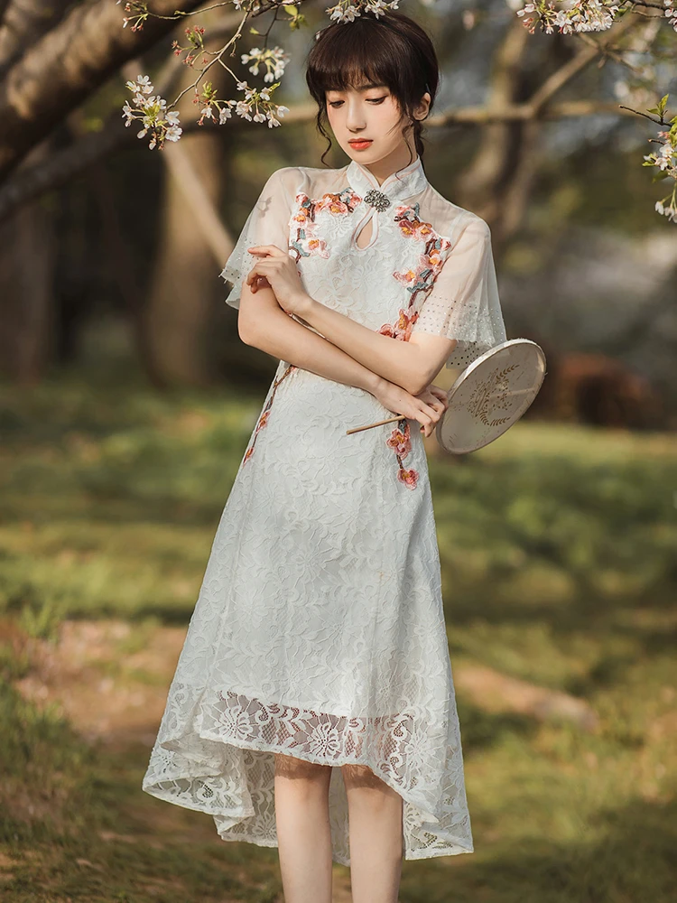 Temperament Retro Improved Cheongsam Embroidery Romantic