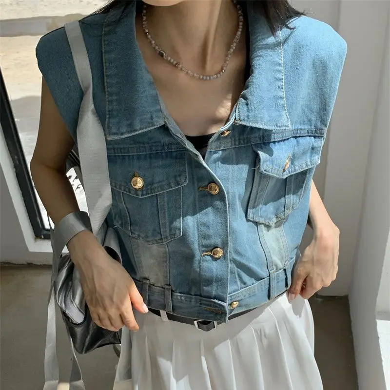 

2022 New Short Style With Denim Loose Sleeveless Waistcoat Free Shipping
