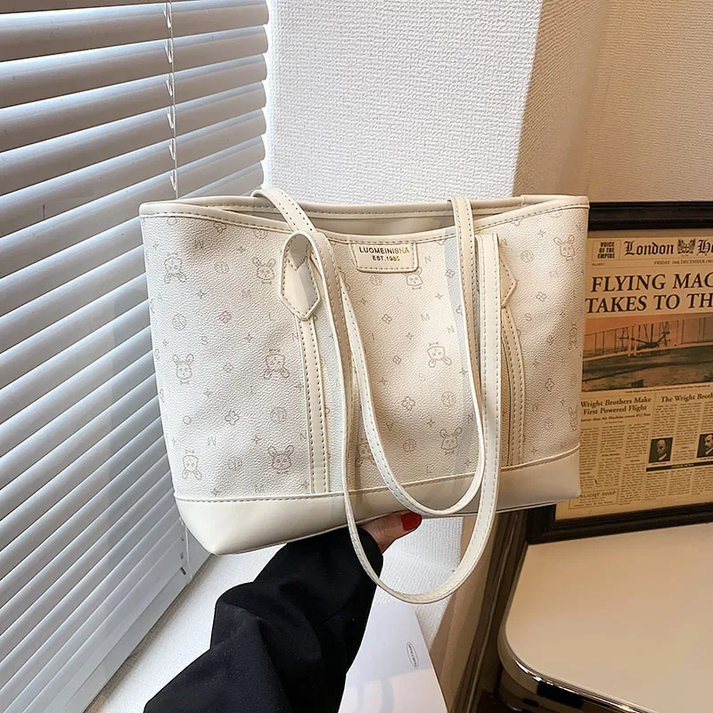 Large Capacity Commuter Ladies 2024 New Fashion Shoulder Underarm Students Class Casual Tote Bag