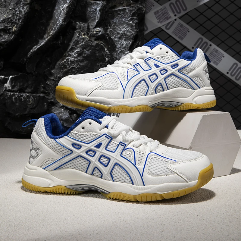 Badminton Shoes for Men and Women Mesh Breathable Field Training Lace-up Tennis Shoes Luxury Original Comfortable Sneakers Man badminton shoes