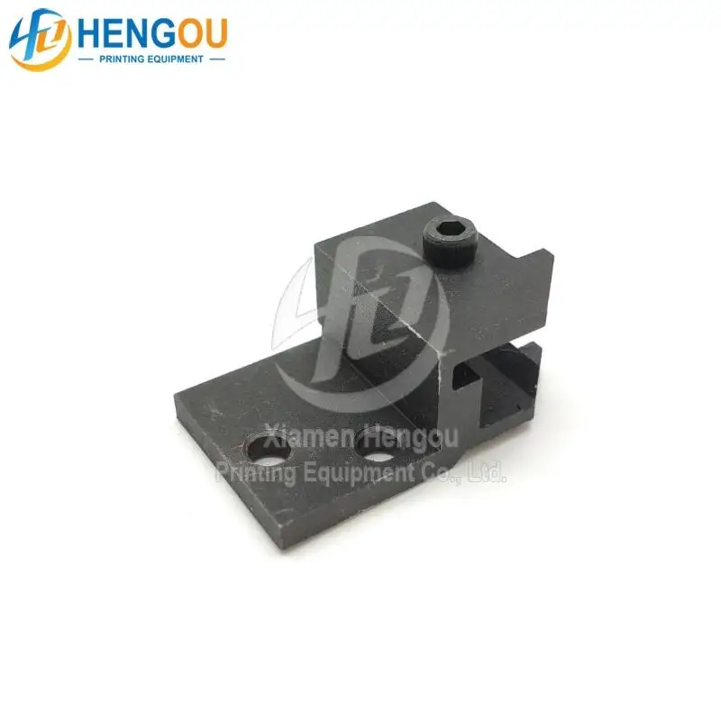 

Кронштейн Электрический для офсетной печати, 36 х22х15 мм, Heidelberg G2.110.1461 SM102 CD102 Sensor 61.110.1461