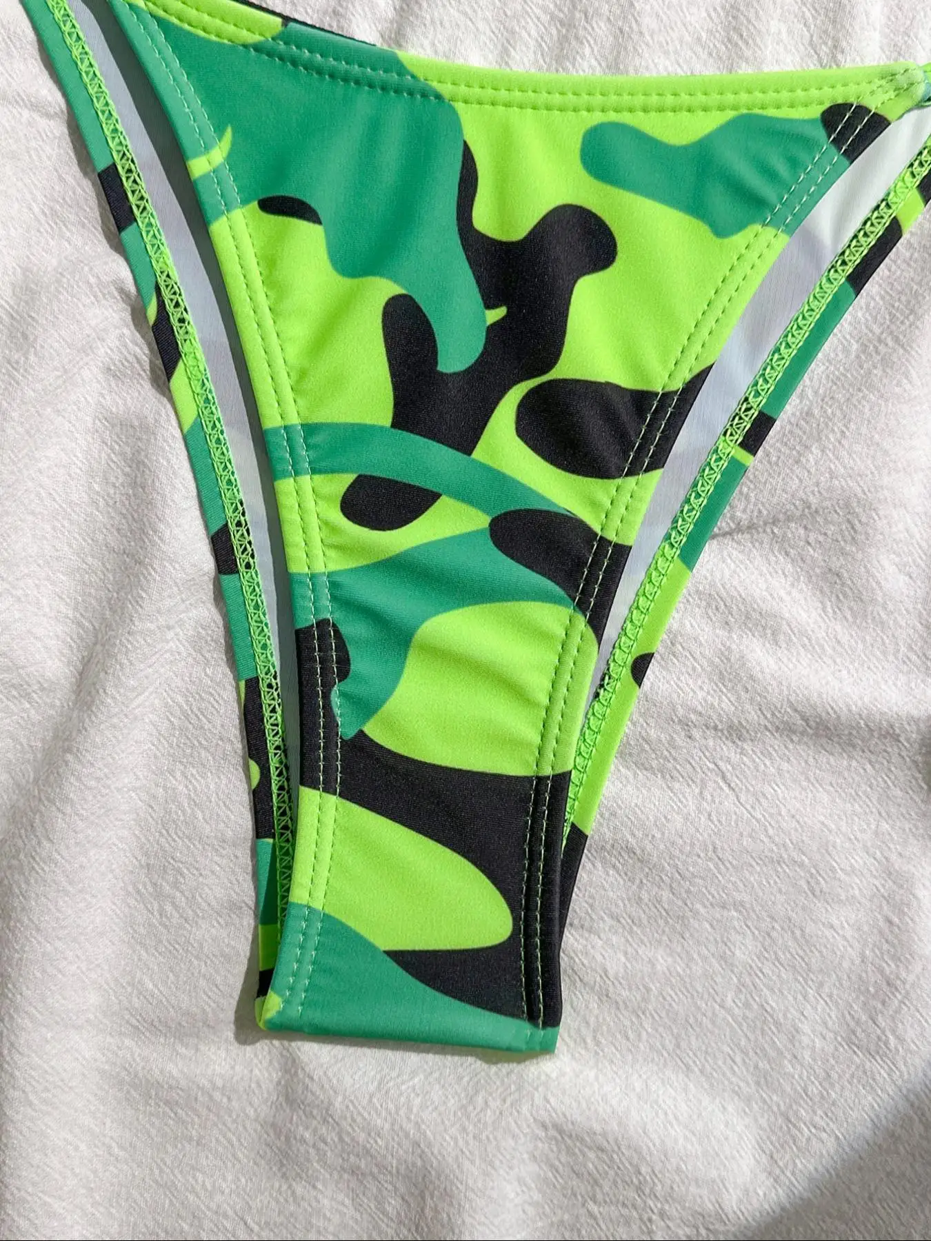 Sexy Green Camouflage Print Micro Bikini 2025 Women Halter Push Up Tie Side Thong Swimsuit Brazilian Beach Bathing Suit Swimwear 5