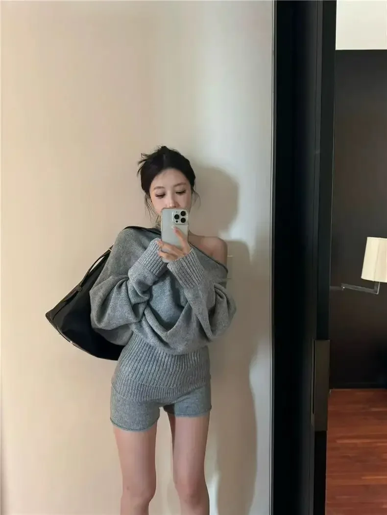 Korejpaa Elegant Sweater Short Sets Women Autumn Winter Slanted Shoulder Knitted Sweaters High Waist Shorts Two Piece Set 2