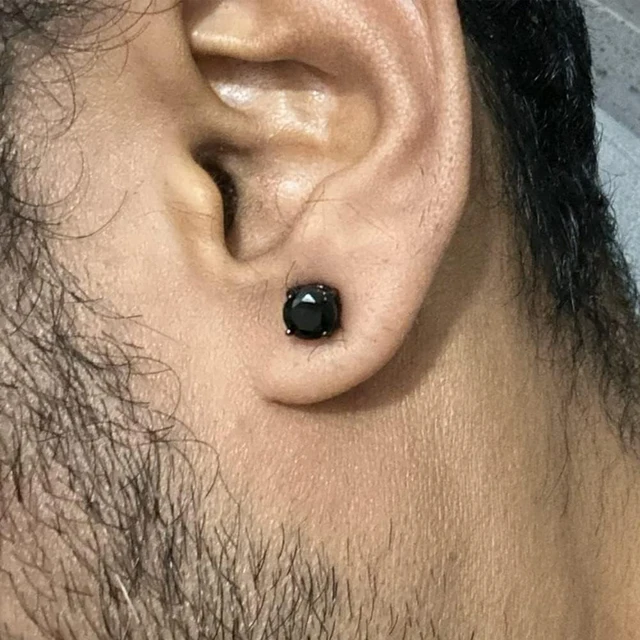 MILACOLATO 4 paar roestvrij stalen magnetische oorstekers voor mannen en vrouwen, ronde/vierkante CZ ingelegde magnetische oorbellen, niet-piercing CZ clip-on oorstekers, 3 kleuren, 4-7mm, 7 MILACOLATO 4 paar roestvrij stalen magnetische oorstekers voor mannen en vrouwen, ronde/vierkante CZ ingelegde magnetische oorbellen, niet-piercing CZ clip-on oorstekers, 3 kleuren, 4-7mm, 7