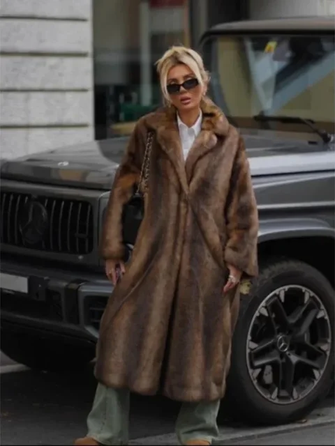 Fashion Mixed Color Lapel Collar Woman Long Coat Elegant Full Sleeve Loose Overcoat New Winter Lady High Street Faux Fur Jacket 4