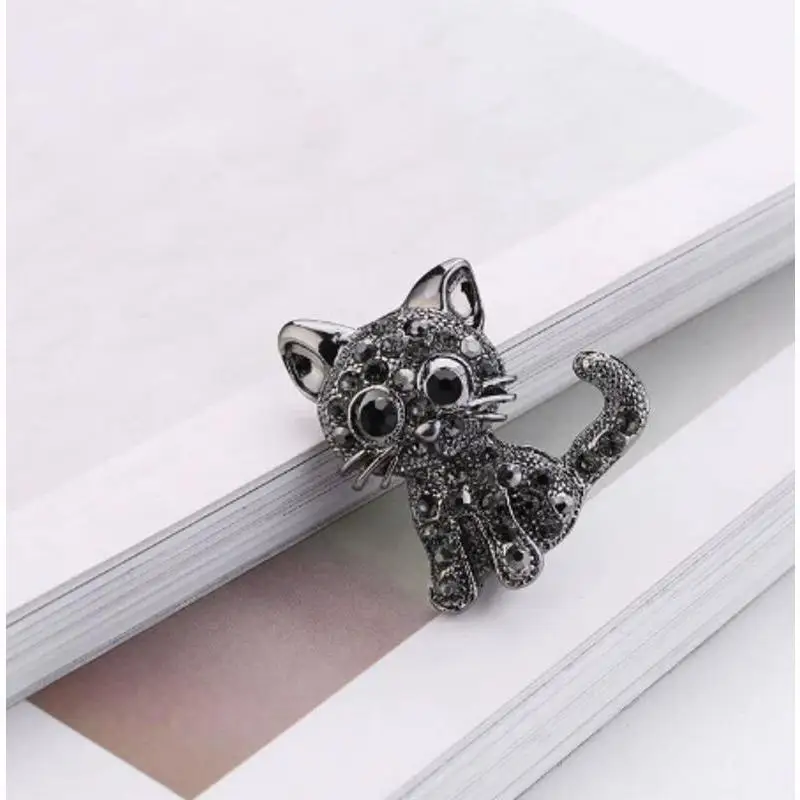 Creative New Party Pin Black Animal Brooch Cute Cat Clothing Pin Garment Women Suit Clips Antique For Jewelry Accessories