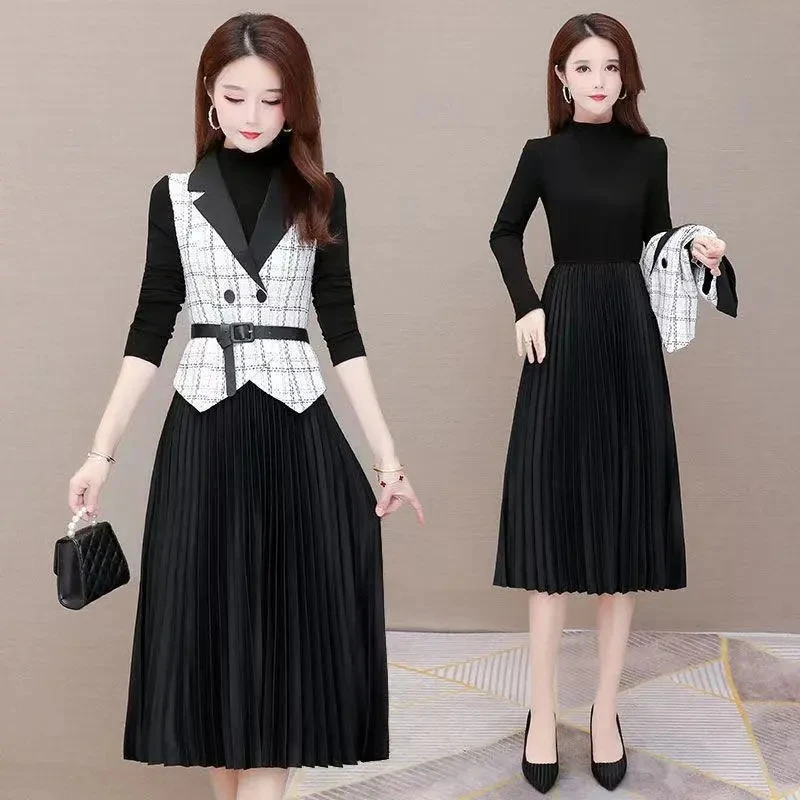 

Vest Dress Two-piece Set Womens Splicing 2022 Spring Autumn New Temperament Fashion Plaid Large Size Pleated Skirt Suit Women