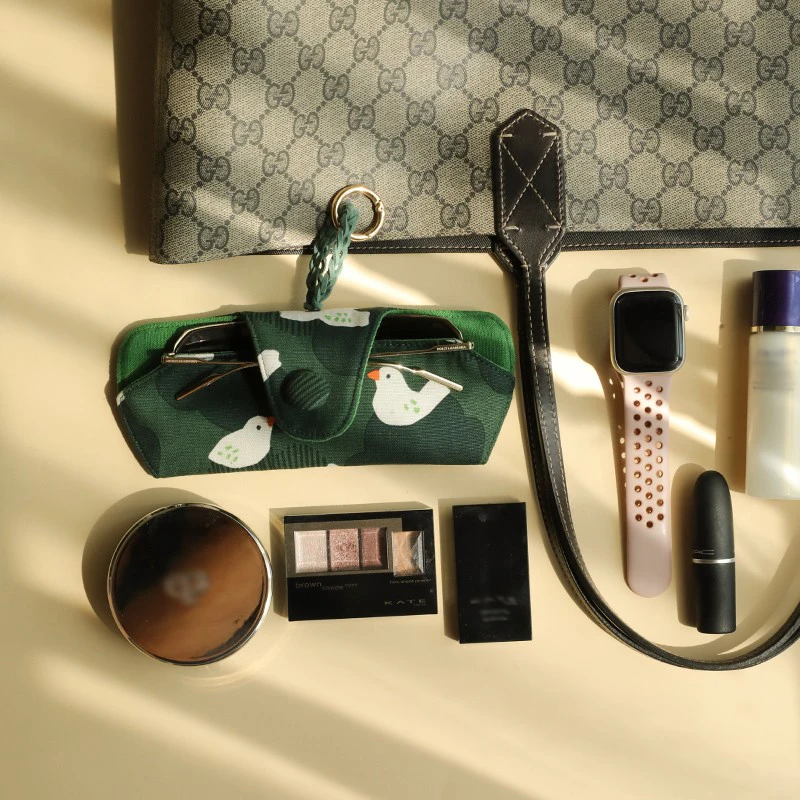 Portable Eyeglass Case-Universal Anti-Crush Storage Pouch for Sunglasses Reading Glasses & More