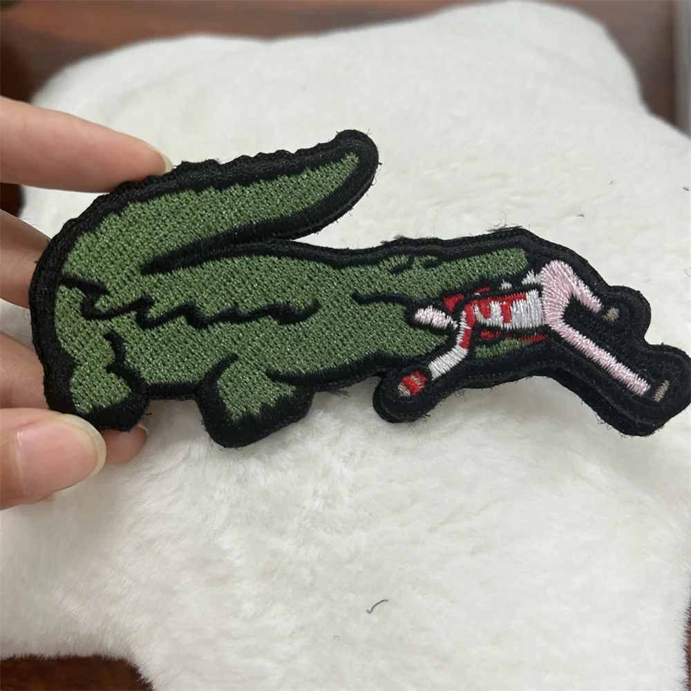 Bite Crocodile Morale Badge Cartoon Embroidery Patch Armband Backpack Sticker