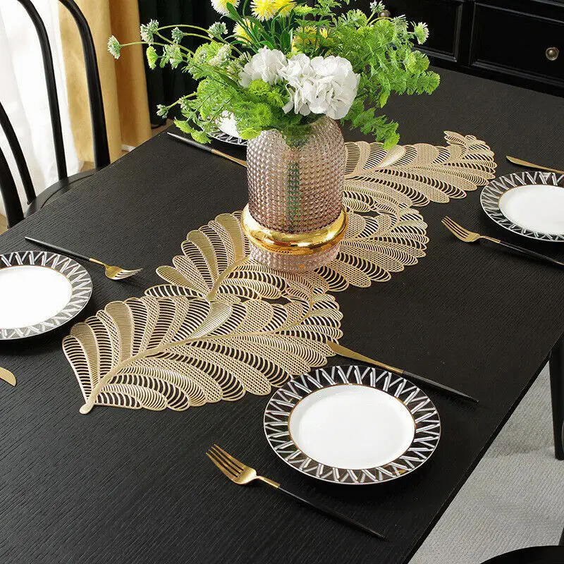 

New Table Mat Heat Resistant PVC Table Flag Hollow Out Bronzing Creative Irregular Nordic Light Luxury Wedding Christmas Decor