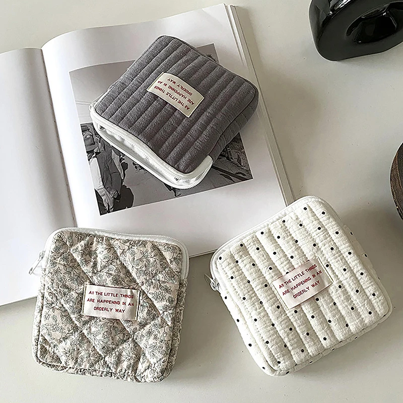 

Cotton Cute Korea Sanitary Napkin Storage Bag Coin Purse Bag Jewelry Organizer Card Pouch Case Makeup Cosmetic Lipstick Bag