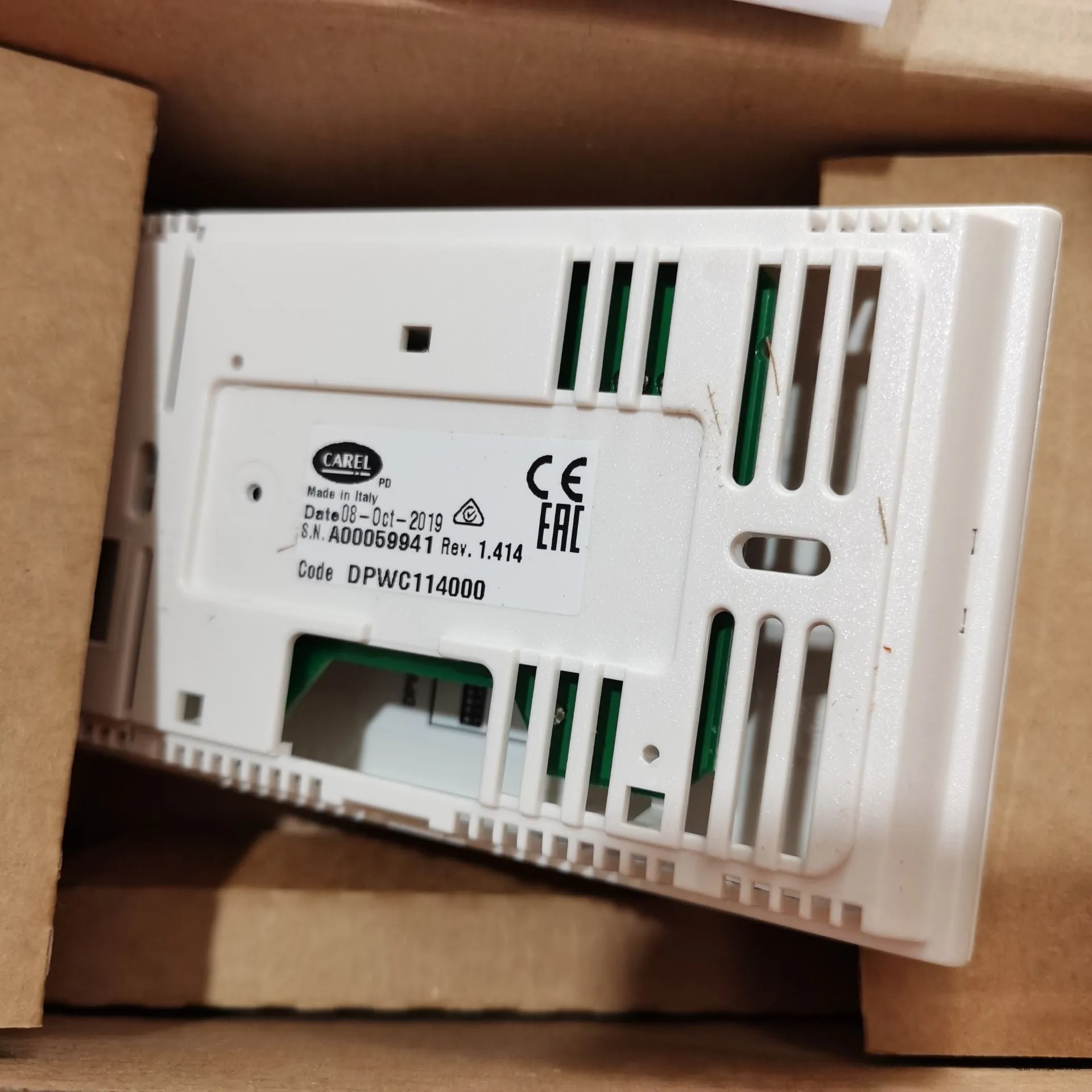 

Temperature and Humidity Sensor DPWC114000