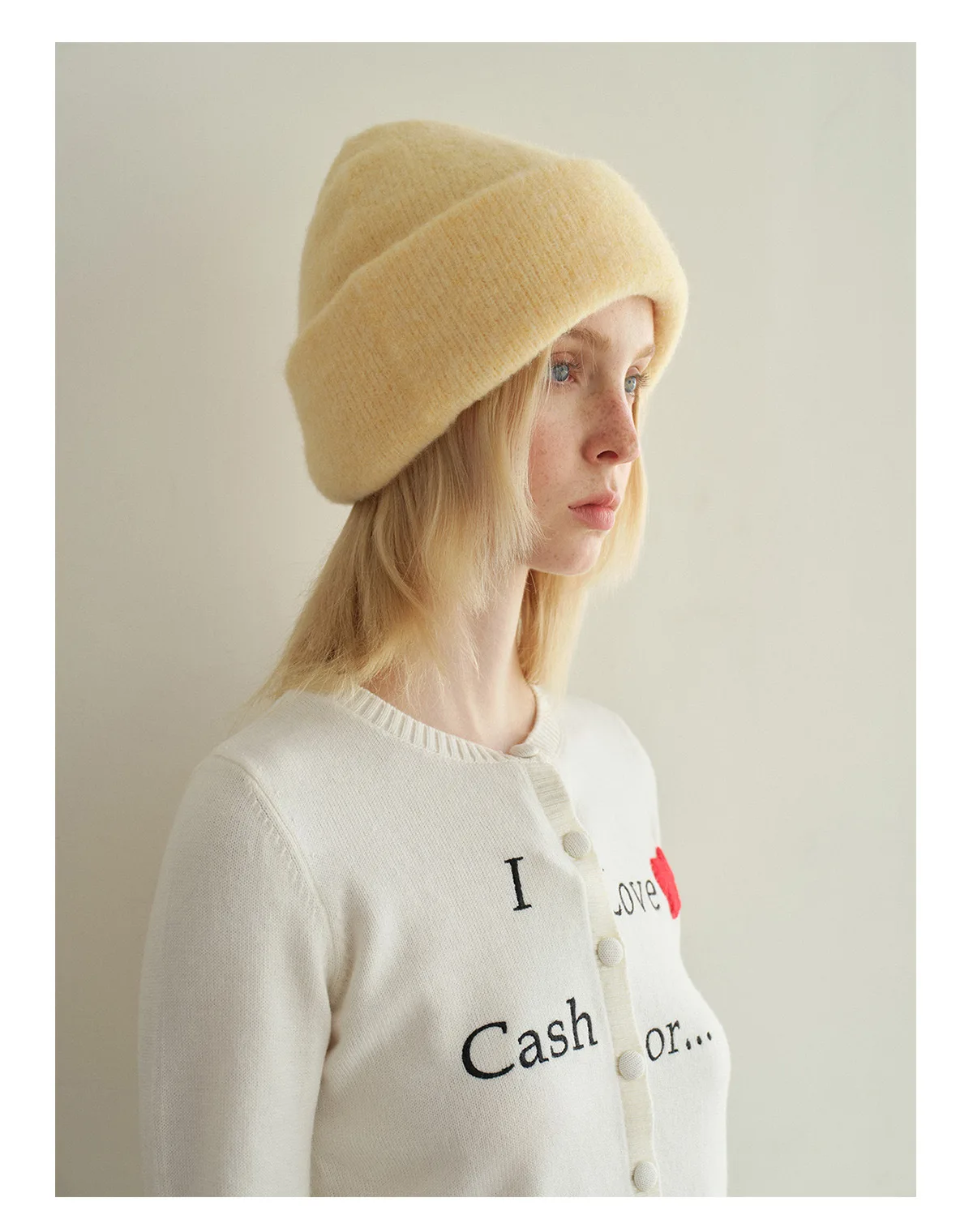 Gorro de punto de lana y piel auténtica