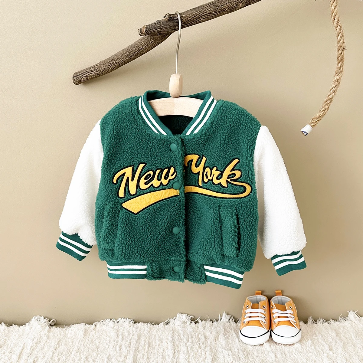 Baby Boys Girls Autumn Winter Thick Berber Fleece Kids Comfortable Button Baby Sweater Jacket New York Children Clothing 0-3Y