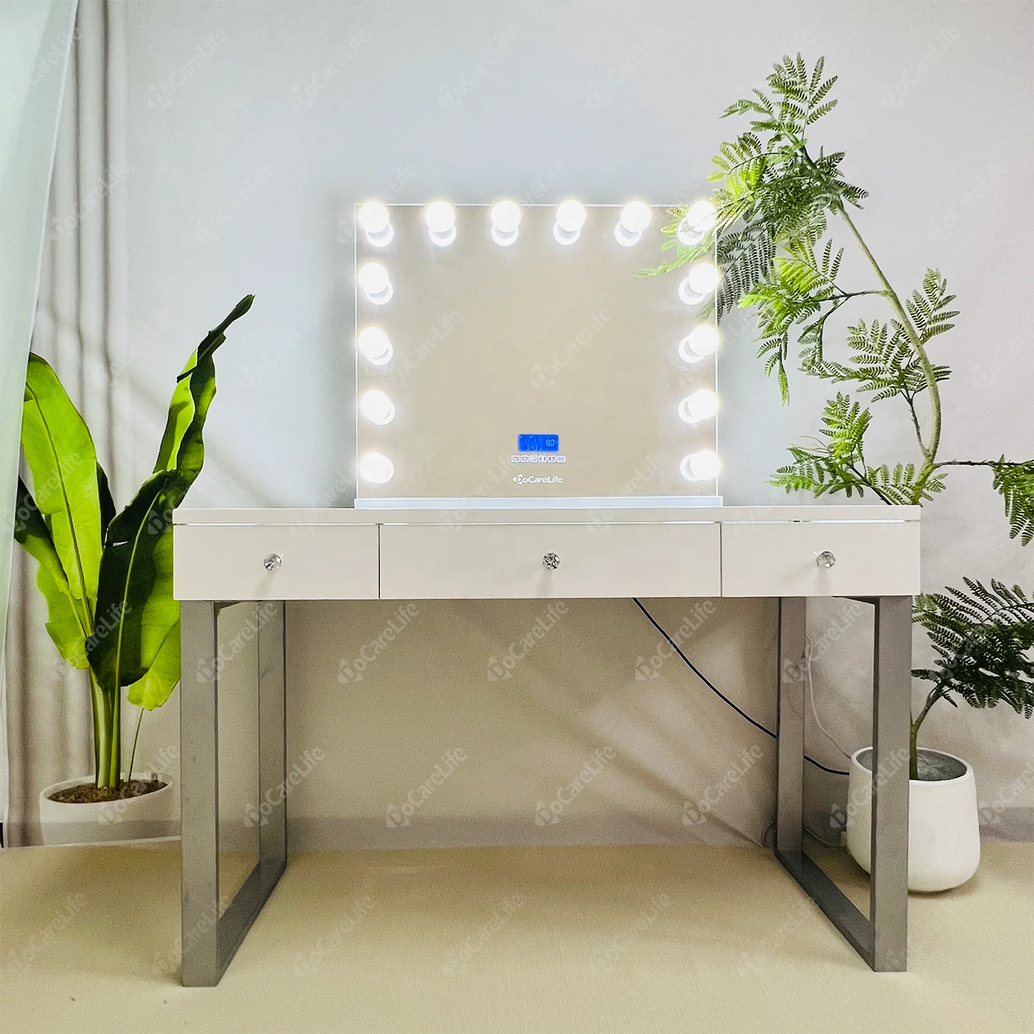 Crushed Diamond bedroom funiture Mirrored Vanity Table Vanity Mirror With LED lights