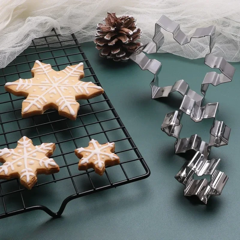 3-piece Snowflake Cookie Mold Food-grade Stainless Steel Baking Tool DIY Cookie Cutters for cookie cutters