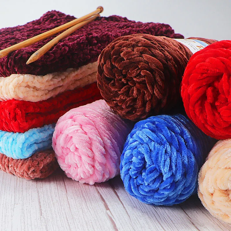 95g (130 Yards) Chenille Pleuche 100% Acrylic Blended Yarn For Hand Knitting Anti-Pilling Anti-Static Eco-Friendly. XNE