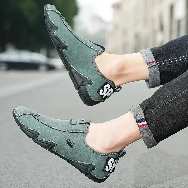 Trendy men's short boots retro street anti slip waterproof flat bottomed slip on shoes business versatile men's casual shoes