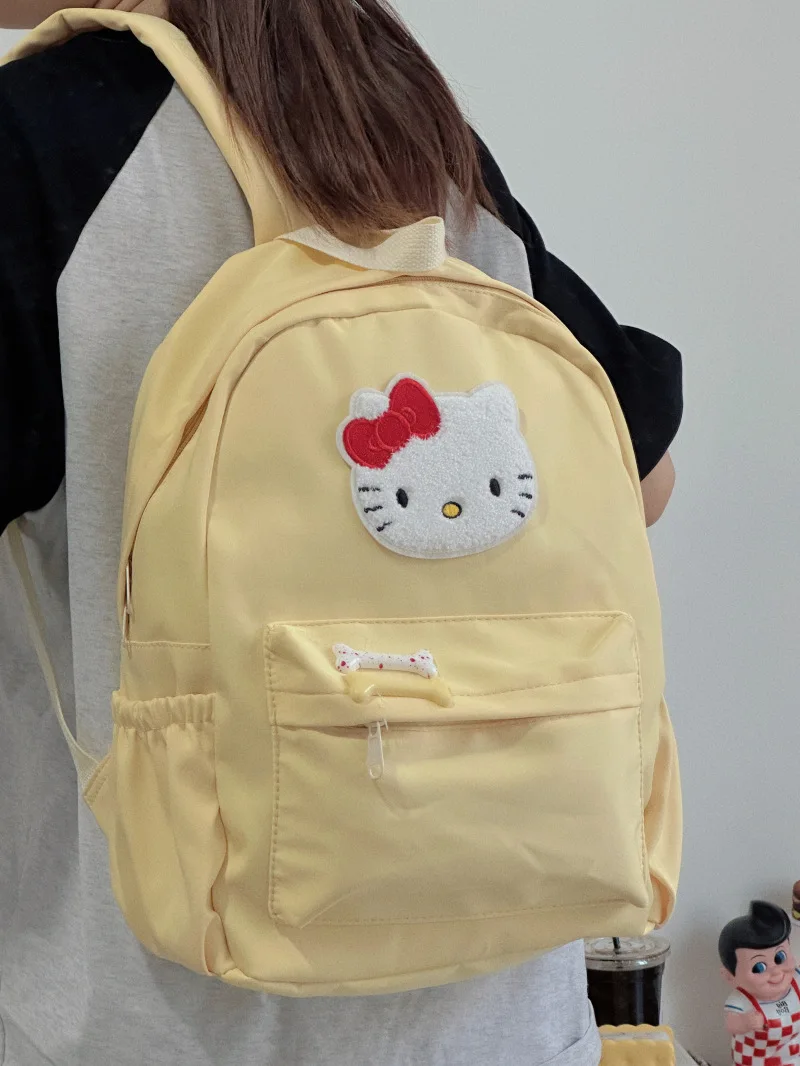 Рисунок 5 - Рюкзак Hello Kitty для студентов Sanrio