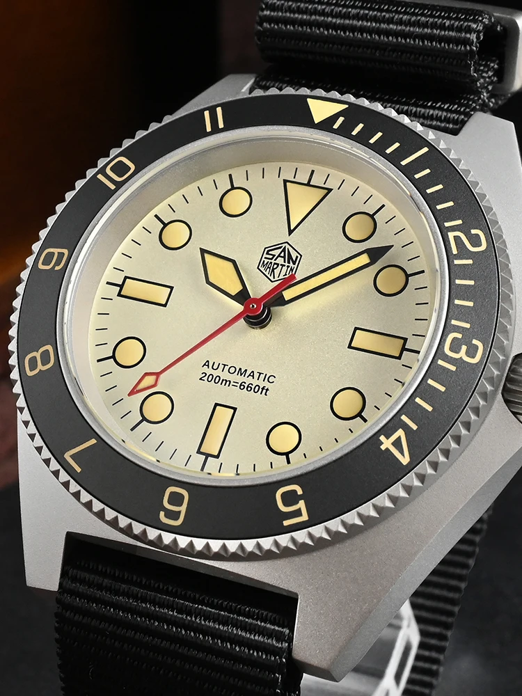 San Martin 40mm Casual Beige Dial Matte Bezel NH35 Men's Watch Field Diving Wrist Clock Mechanical Self Winding C3 Lume SN0123B