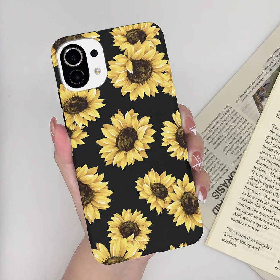 Cute Cartoon Daisy Matte Shockproof Phone Case - Elegant Protection with Casing