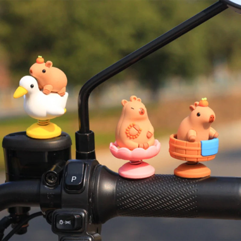 Capybara 자동차 장식 크리 에이 티브 봄 Capybara 흔들리는 머리 대시 보드 입상 장식 자동차 인테리어 장식