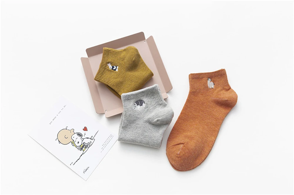 Neue Frauen niedliche Stickerei Bär Hund Eule Katze Vogel Kaninchen Schaf Süßigkeiten Farbe lustige Socken Kawaii Knöchel Sokken Drops hip – Detail 9