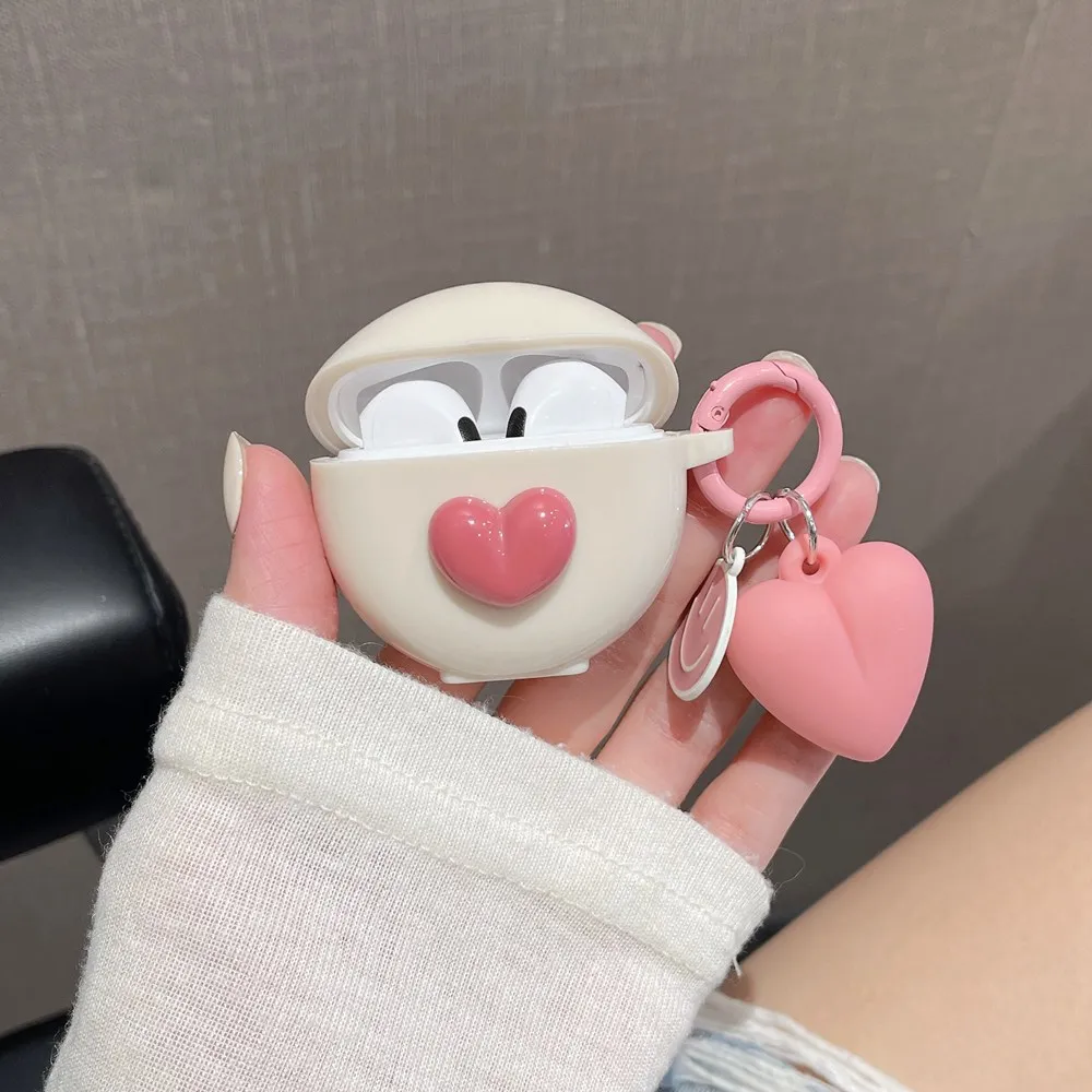 Charming 3D Heart Silicone Earphone Case with Keychain