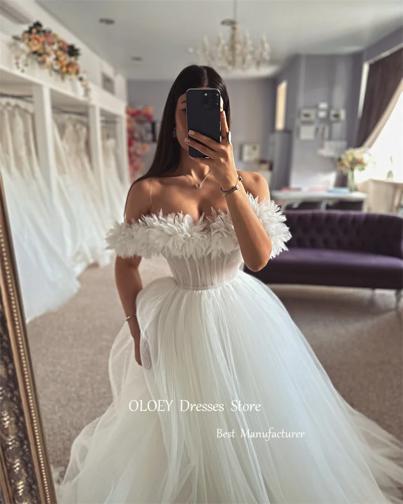 OLOEY Sexy Off Shoulder Tulle A Line Wedding Dresses noivas Princess Sweetheart Puff Long Sleeves Sweep Train Bridal Gowns 2