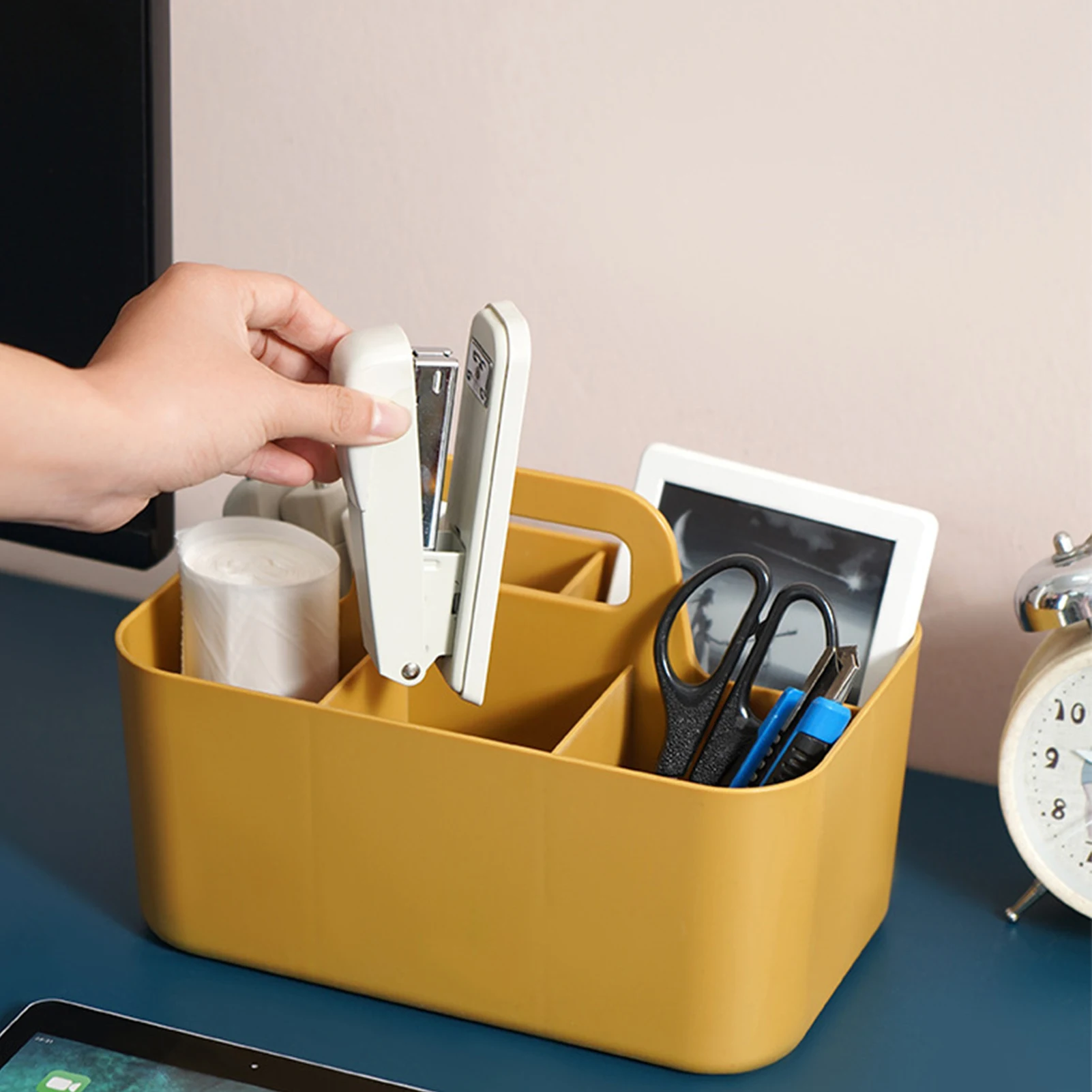 Portable Storage Caddies Box Plastic Divided Basket Bin with 3 Compartments  Office Desk Organizer for Art Paint Brushes