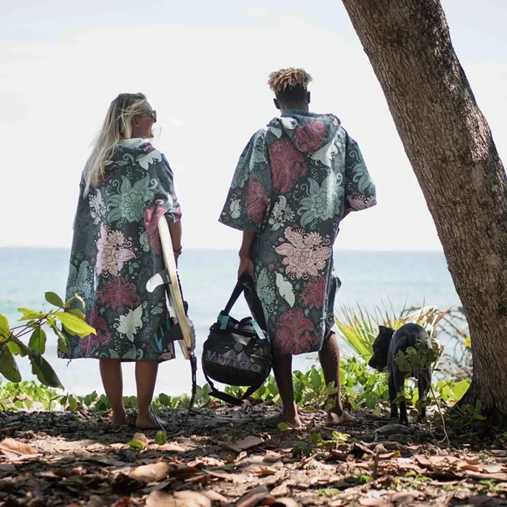 Printed Hooded Beach Towel For Adults Quick Dry Swimming Pool Poncho Bath Towel With Cloak Bathrobe