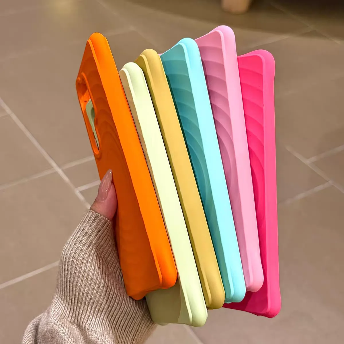 Vibrant Ripple Magnetic Protective Case - Shockproof Colorful Shell