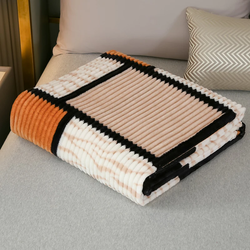 2024 New cross-border e-commerce plaid drawing a magic velvet printed blanket flannel milk velvet cover blanket 4