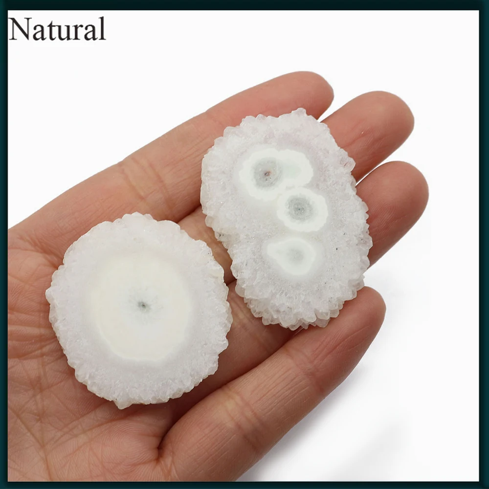 

1pcs Natural Stone Crystal Raw Stone Pendant Aperture Free Pendant Jewelry Couple Creative DIY Necklace Earring Jewelry 25-50mm