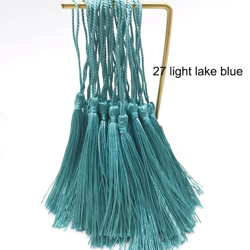 27 light lake blue