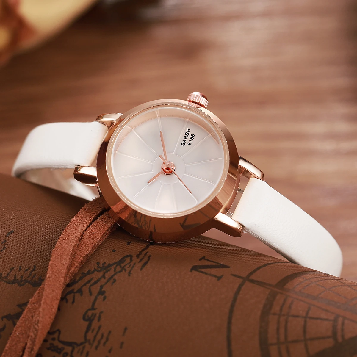 Fashion Women Leather Band Small Dial Quartz Wrist Watch