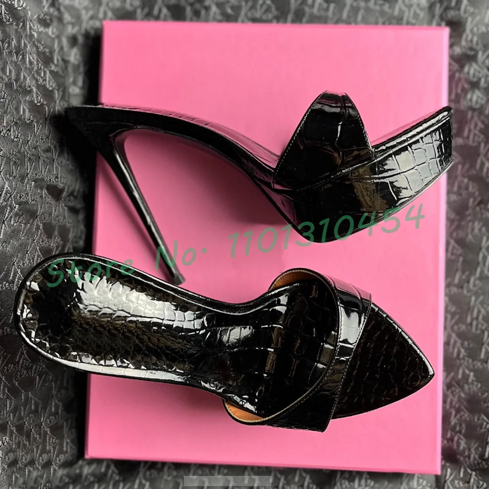 Escarpins Talons Hauts Bling Marron - Taille 7,5 US - Marque Unlisted - Occasion Très Bon État