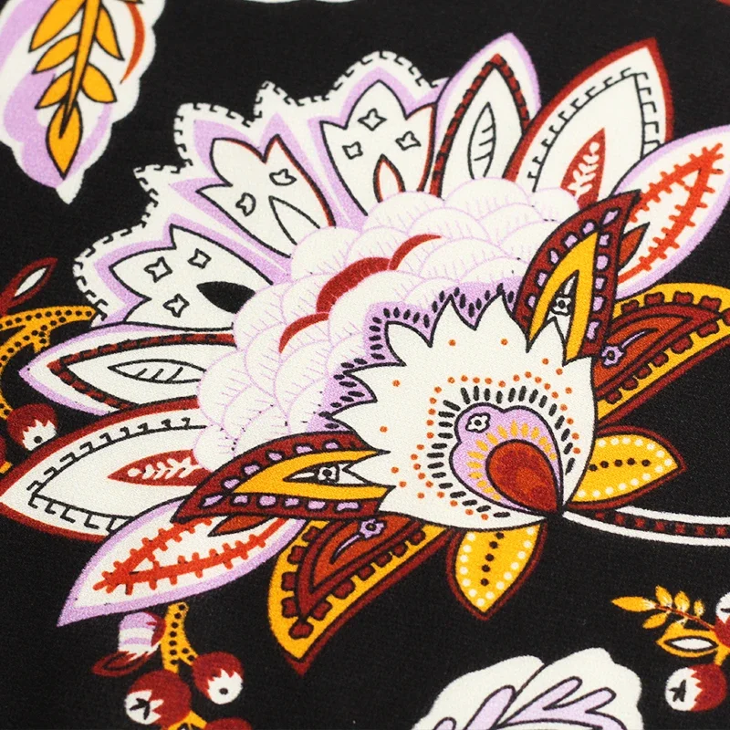 

Mulberry Silk Crepe De Chine Fabric Fashion Black Abstract Flower Digital Printing for Dress Women Clothing Sewing by the Yard