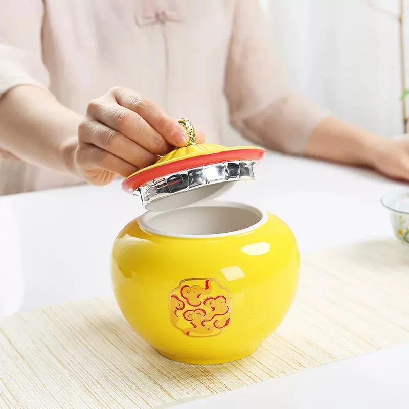 Chinese-style Yellow Ceramic Pot, Tea Container, Sealed Storage Pot, Desktop Ornaments, High-End, Living Room, Coffee Table, Tea
