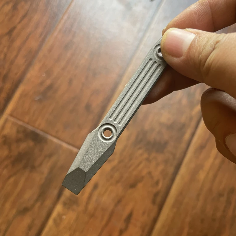 

New portable titanium gear EDC multifunctional crowbar DIY prybar tool adult anti stress ADHD relief anxiety fingertip toy gift