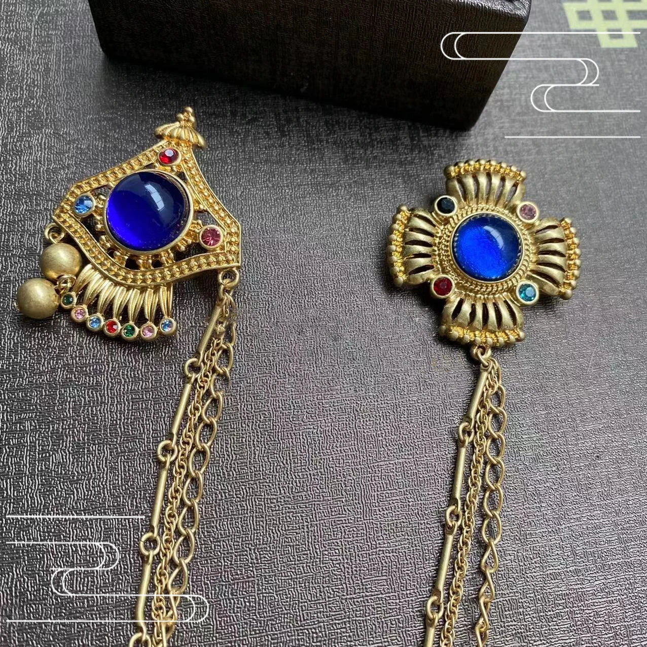 Vintage chain court brooch simple shirt collar pin Byzantium brooch for men and women