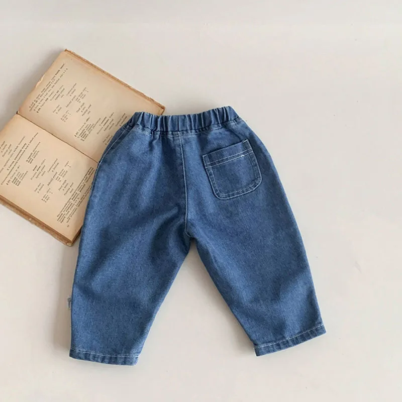 2024 New Denim Blue Versatile Toddler Baby Jeans Solid Trendy Korean Style Spring Children Boys Grils Pants 4