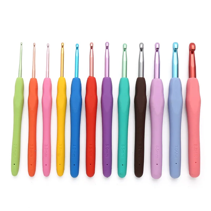 2-8mm 12Pcs Crochet Hooks Kits TPR Soft Handle MultiColor Ergonomic Crochet Needle Yarn Weave Knitting Hook Set DIY Weaving Tool