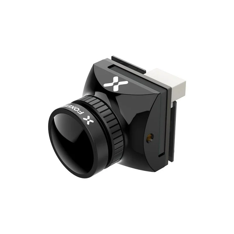 Caméra FPV Starlight Foxeer Micro Toothless 2 fixée sur un drone, prête pour le vol FPV de nuit.