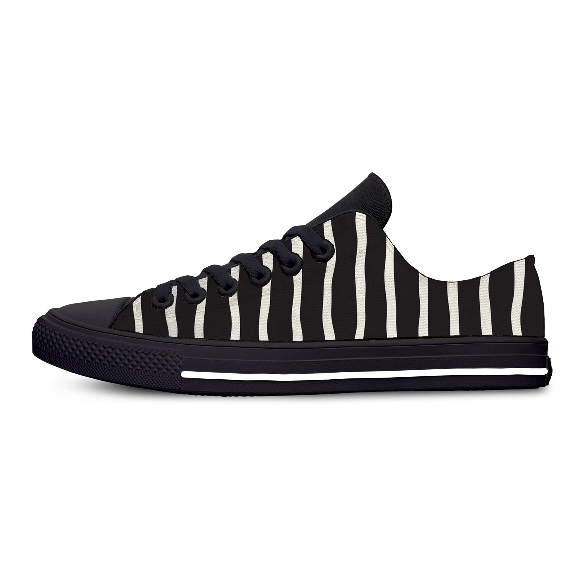 Black and White Stripes Aesthetic Fashion Novelty Casual Cloth Shoes Low Top Lightweight Breathable 3D Print Men women Sneakers