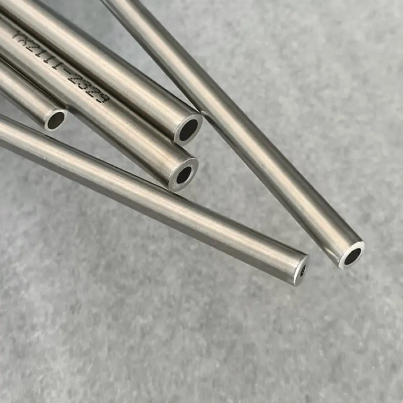 316L 스테인레스 스틸 모세관 파이프 OD 9.53mm 3/8인치 용접 비드 없음 광택 BA 위생 파이프(실험실 장비용)